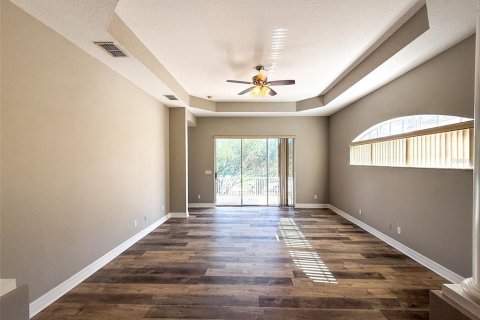 Villa ou maison à louer à New Port Richey, Floride: 3 chambres, 161.65 m2 № 2401192 - photo 6