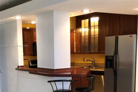 Copropriété à vendre à Hollywood, Floride: 3 chambres, 102.19 m2 № 1971446 - photo 27