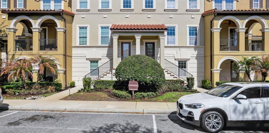 Townhouse in Lake Mary, Florida 4 bedrooms, 201.41 sq.m. № 2097697