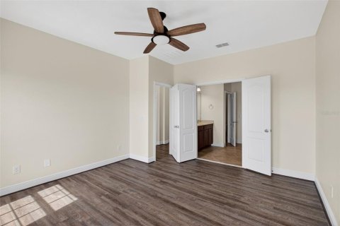 Townhouse in Lake Mary, Florida 4 bedrooms, 201.41 sq.m. № 2097697 - photo 25