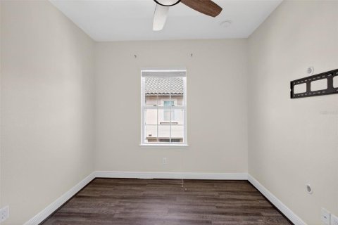 Townhouse in Lake Mary, Florida 4 bedrooms, 201.41 sq.m. № 2097697 - photo 7