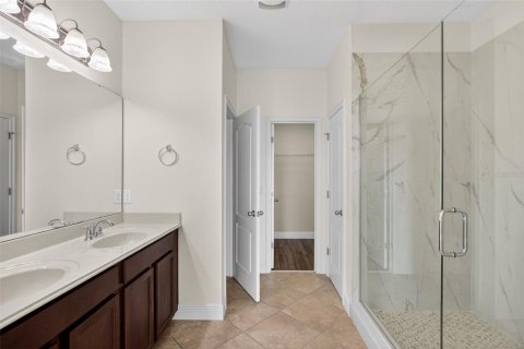 Townhouse in Lake Mary, Florida 4 bedrooms, 201.41 sq.m. № 2097697 - photo 28