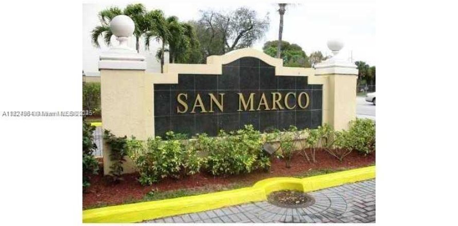 Condo in Miami, Florida, 2 bedrooms № 1790562