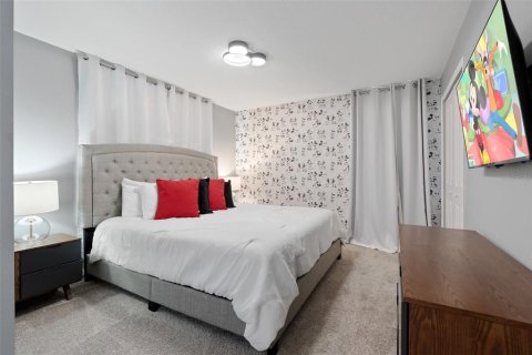 Adosado en venta en Kissimmee, Florida, 5 dormitorios, 201.41 m2 № 1723341 - foto 28