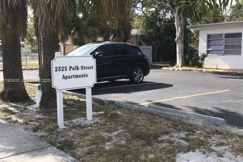 Casa en alquiler en Hollywood, Florida, 1 dormitorio № 1991401 - foto 3