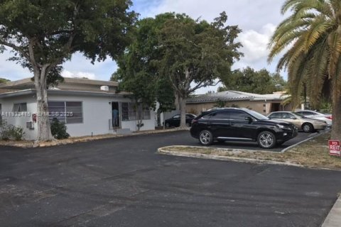 Casa en alquiler en Hollywood, Florida, 1 dormitorio № 1991401 - foto 11