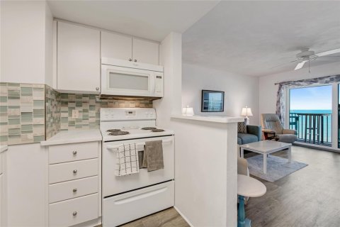 Condo in Ormond Beach, Florida, 2 bedrooms  № 1796704 - photo 5