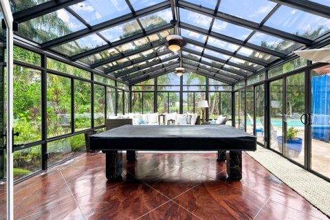 House in Jupiter, Florida 5 bedrooms, 305.93 sq.m. № 2393211 - photo 27