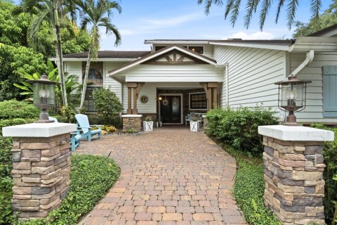 House in Jupiter, Florida 5 bedrooms, 305.93 sq.m. № 2393211 - photo 13