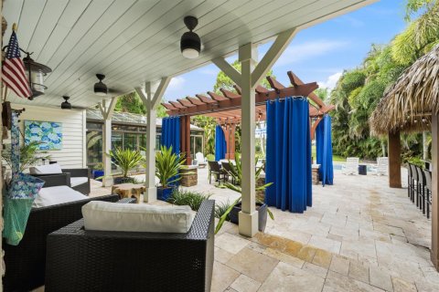 House in Jupiter, Florida 5 bedrooms, 305.93 sq.m. № 2393211 - photo 14