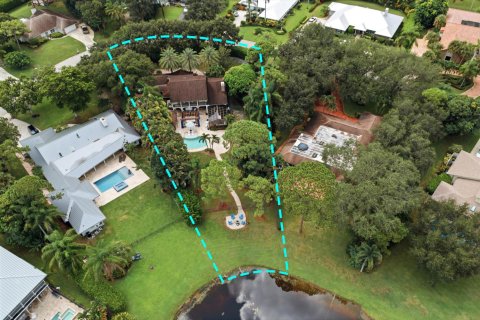 House in Jupiter, Florida 5 bedrooms, 305.93 sq.m. № 2393211 - photo 8