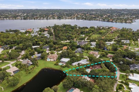 House in Jupiter, Florida 5 bedrooms, 305.93 sq.m. № 2393211 - photo 6