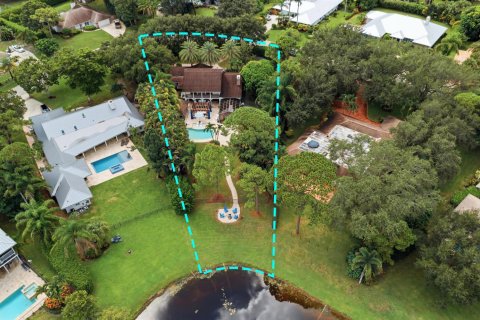 House in Jupiter, Florida 5 bedrooms, 305.93 sq.m. № 2393211 - photo 10