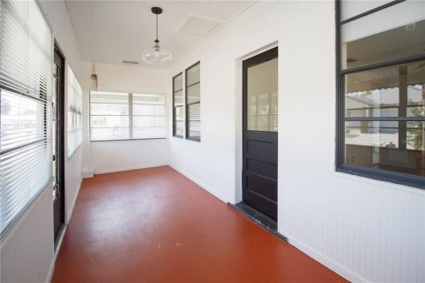 Casa en alquiler en Tampa, Florida, 3 dormitorios, 116.13 m2 № 1826494 - foto 5