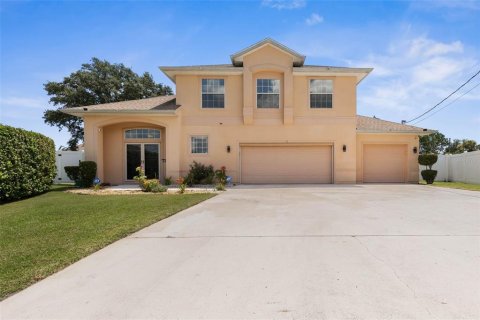 Villa ou maison à Palm Coast, Floride 3 chambres, 246.47 m2 № 2313384