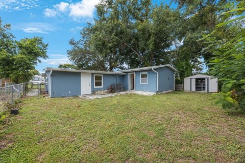 House in Saint Petersburg, Florida 3 bedrooms, 141.21 sq.m. № 1858338 - photo 28