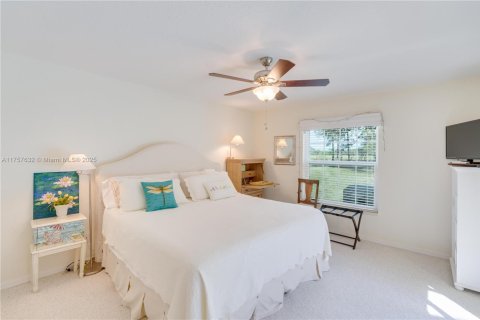 House in LaBelle, Florida 4 bedrooms, 316.43 sq.m. № 1726460 - photo 20