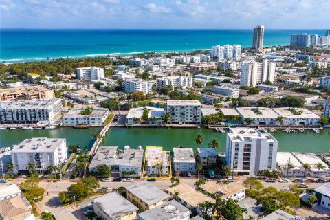 Immobilier commercial à vendre à Miami Beach, Floride № 2025709 - photo 15