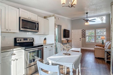 Condominio en venta en New Smyrna Beach, Florida, 2 dormitorios, 71.35 m2 № 2157365 - foto 19