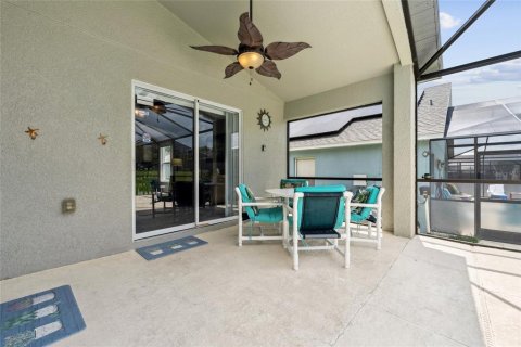 House in Davenport, Florida 4 bedrooms, 187.48 sq.m. № 1838592 - photo 23