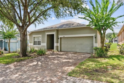 House in Davenport, Florida 4 bedrooms, 187.48 sq.m. № 1838592 - photo 1