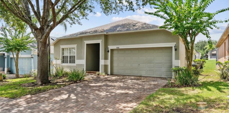 House in Davenport, Florida 4 bedrooms, 187.48 sq.m. № 1838592