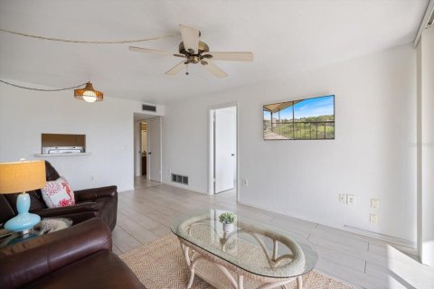 Condo in Venice, Florida, 1 bedroom  № 2091638 - photo 5