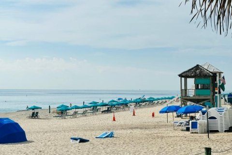 Adosado en alquiler en Deerfield Beach, Florida, 2 dormitorios, 122.63 m2 № 1162910 - foto 1