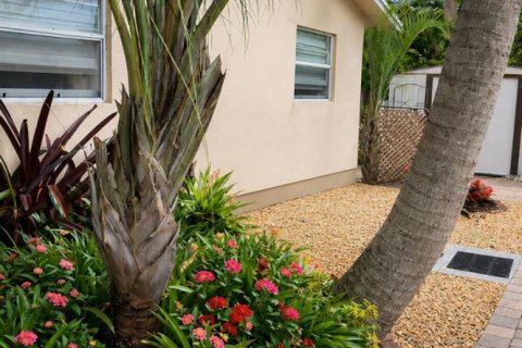 Propiedad comercial en Wilton Manors, Florida 173.36 m2 № 2248252