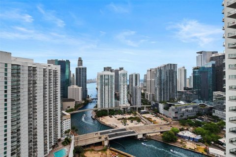 Condo in Miami, Florida, 2 bedrooms  № 2257378 - photo 10