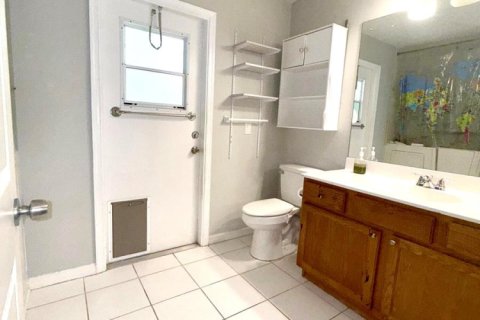 Casa en venta en St. Lucie, Florida, 4 dormitorios, 211.45 m2 № 2382844 - foto 24