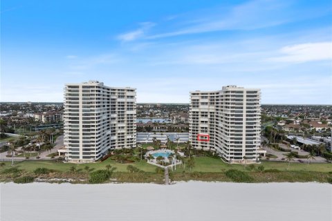 Купить кондоминиум в Марко-Айленд, Флорида 7 комнат, 92.07м2, № 1533464 - фото 30