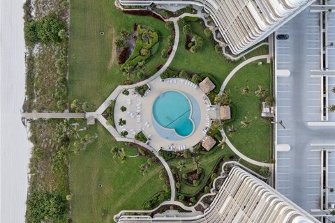 Купить кондоминиум в Марко-Айленд, Флорида 7 комнат, 92.07м2, № 1533464 - фото 26