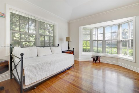 Villa ou maison à louer à Miami Shores, Floride: 3 chambres, 259.1 m2 № 2266084 - photo 9