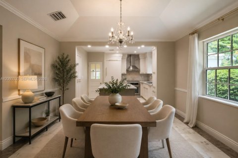 Villa ou maison à Miami Shores, Floride 3 chambres, 259.1 m2 № 2266084