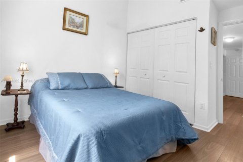 Villa ou maison à louer à Miramar, Floride: 3 chambres, 123 m2 № 2050391 - photo 13