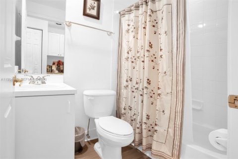 Villa ou maison à louer à Miramar, Floride: 3 chambres, 123 m2 № 2050391 - photo 22