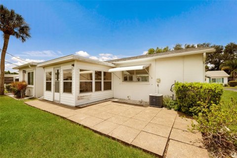 Villa ou maison à vendre à Bradenton, Floride: 2 chambres, 91.51 m2 № 2156299 - photo 24