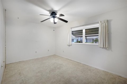 Villa ou maison à vendre à Bradenton, Floride: 2 chambres, 91.51 m2 № 2156299 - photo 20