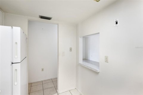 Villa ou maison à vendre à Bradenton, Floride: 2 chambres, 91.51 m2 № 2156299 - photo 16