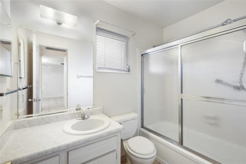 Villa ou maison à vendre à Bradenton, Floride: 2 chambres, 91.51 m2 № 2156299 - photo 19