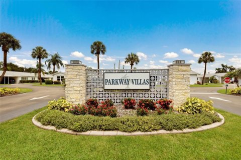 Villa ou maison à vendre à Bradenton, Floride: 2 chambres, 91.51 m2 № 2156299 - photo 27