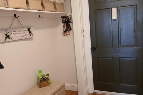 Купить кондоминиум в Сент-Питерсберг, Флорида 6 комнат, 85.19м2, № 2142960 - фото 2