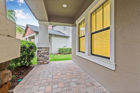 House in Tampa, Florida 5 bedrooms, 355.07 sq.m. № 1771105 - photo 2