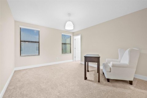 House in Tampa, Florida 5 bedrooms, 355.07 sq.m. № 1771105 - photo 26