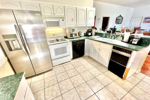 Immobilier commercial à louer à Sebring, Floride: 575.99 m2 № 2117805 - photo 5