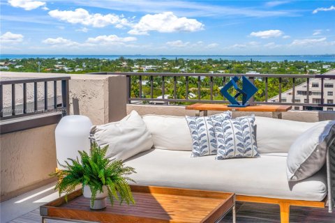 Condominio en alquiler en Key Biscayne, Florida, 3 dormitorios, 215.81 m2 № 2054270 - foto 19