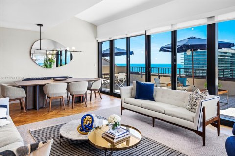 Condominio en alquiler en Key Biscayne, Florida, 3 dormitorios, 215.81 m2 № 2054270 - foto 8