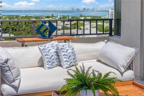 Condominio en alquiler en Key Biscayne, Florida, 3 dormitorios, 215.81 m2 № 2054270 - foto 18