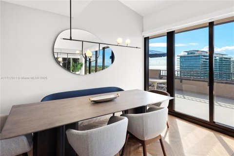 Condominio en alquiler en Key Biscayne, Florida, 3 dormitorios, 215.81 m2 № 2054270 - foto 21